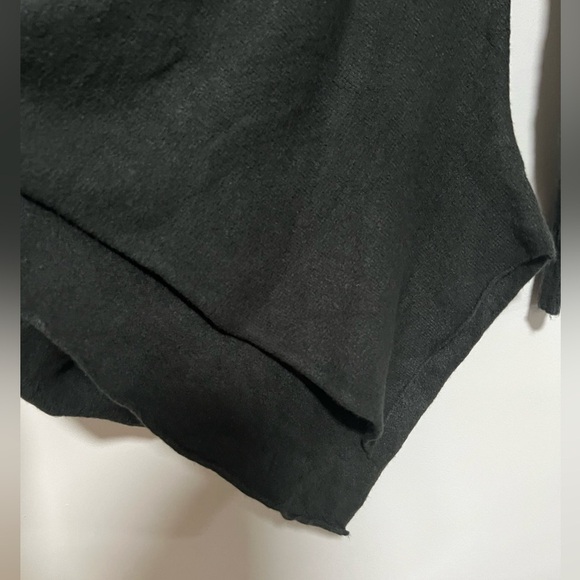 Umgee Charcoal Gray Oversized Cowl Neck Sweater Handkerchief Hem Size Small - Picture 5 of 8